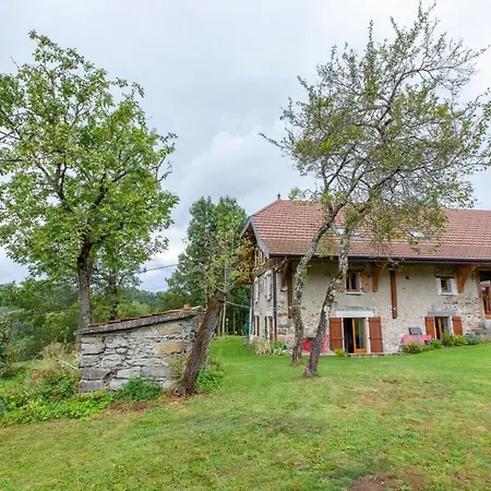 Apartment La Bergerie In An Old Farmhouse! Naves-Parmelan