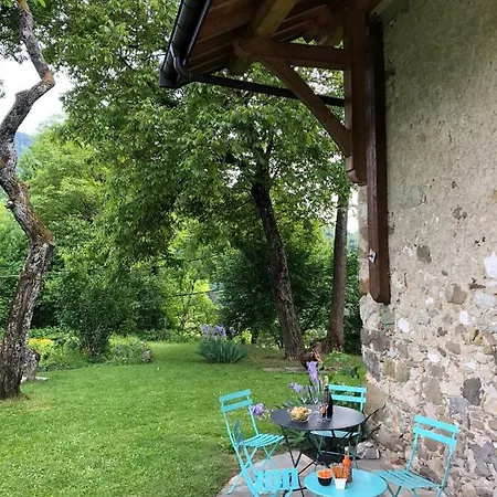 Apartment La Bergerie In An Old Farmhouse! Naves-Parmelan
